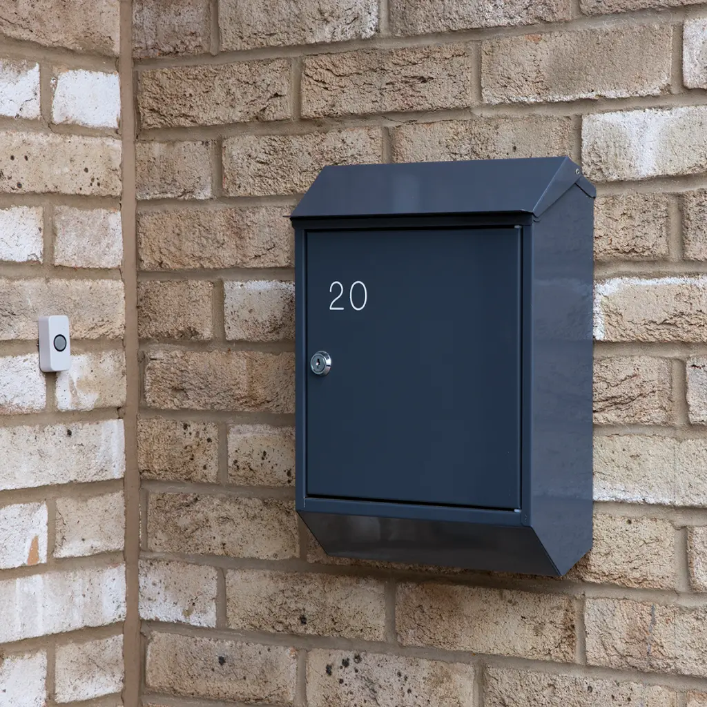 Eurobox Anthracite Grey 7016 lifestyle 2 1200x1200.webp
